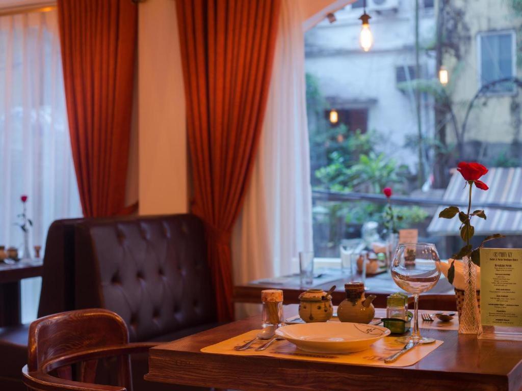 Noble & Swan Boutique Hotel Hanoi Kültér fotó